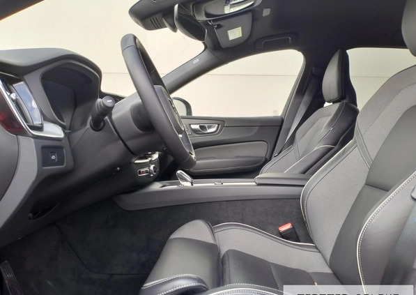 Volvo XC 60 cena 214900 przebieg: 16800, rok produkcji 2023 z Boguszów-Gorce małe 121